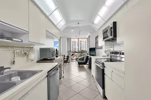 19667 Turnberry Way, Aventura, FL 33180 - Photo 19