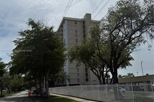 2350 NE 135th St, North Miami, FL 33181 - Photo 33