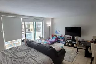 9499 Collins Ave, Surfside, FL 33154 - Photo 11
