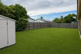 25534 SW 122nd Pl, Homestead, FL 33032 - Photo 7