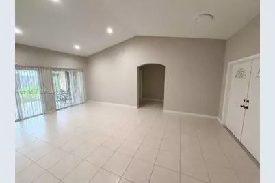 25534 SW 122nd Pl, Homestead, FL 33032 - Photo 9