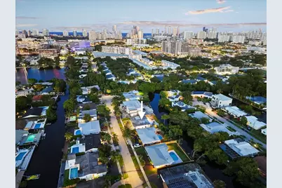 2400 NE 195th St #2400, Miami, FL 33180 - Photo 61