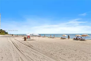 18975 Collins Ave, Sunny Isles Beach, FL 33160 - Photo 21