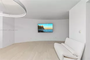 18975 Collins Ave, Sunny Isles Beach, FL 33160 - Photo 31