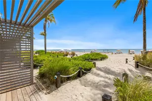 18975 Collins Ave, Sunny Isles Beach, FL 33160 - Photo 9