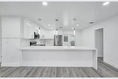 101 SW 53rd Ave, Plantation, FL 33317 - Photo 21
