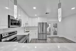 101 SW 53rd Ave, Plantation, FL 33317 - Photo 53