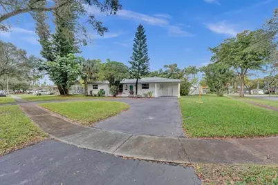 101 SW 53rd Ave, Plantation, FL 33317 - Photo 7