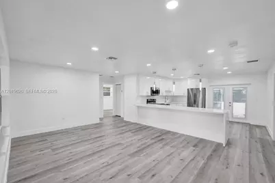101 SW 53rd Ave, Plantation, FL 33317 - Photo 13