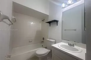 21485 SW 90th Pl, Cutler Bay, FL 33189 - Photo 9