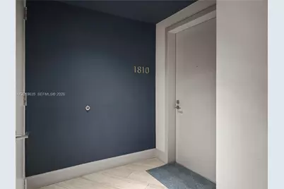 55 SW 9th St #1810, Miami, FL 33130 - Photo 7