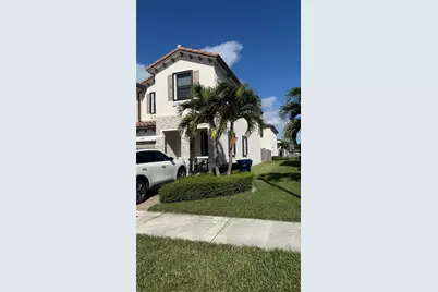 11945 SW 245th Ter, Homestead, FL 33032 - Photo 1