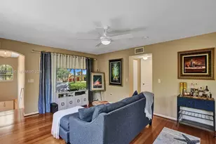 300 Scotia Dr, Hypoluxo, FL 33462 - Photo 9