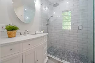 225 NW 14th Ave, Miami, FL 33125 - Photo 9