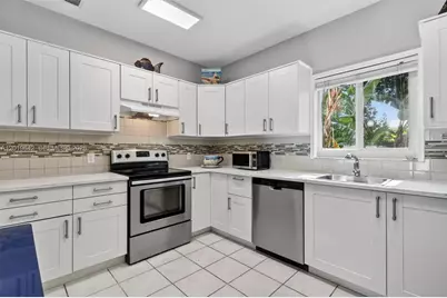 8 Ocean View Blvd, Key Largo, FL 33037 - Photo 35
