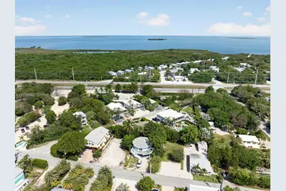 8 Ocean View Blvd, Key Largo, FL 33037 - Photo 45