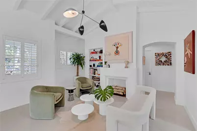 70 NE 99th St, Miami Shores, FL 33138 - Photo 9