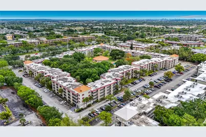 3000 NW 48th Ter #126, Lauderdale Lakes, FL 33313 - Photo 5