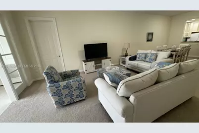19 W Harbour Isle Dr W #201, Fort Pierce, FL 34949 - Photo 3