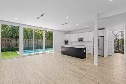 1816 SW 23rd St, Miami, FL 33145 - Photo 19