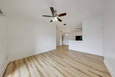 5570 NW 61st St #930, Coconut Creek, FL 33073 - Photo 5