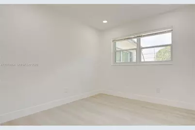1031 NW 23rd Way, Fort Lauderdale, FL 33311 - Photo 23
