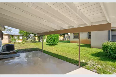 1031 NW 23rd Way, Fort Lauderdale, FL 33311 - Photo 3