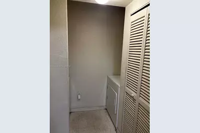 [Address not provided], North Lauderdale, FL 33068 - Photo 15