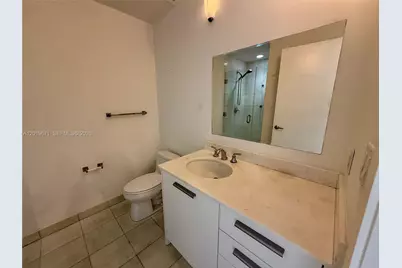 1060 Brickell Ave #2409, Miami, FL 33131 - Photo 11