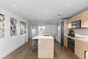 16385 Biscayne Blvd, North Miami Beach, FL 33160 - Photo 19