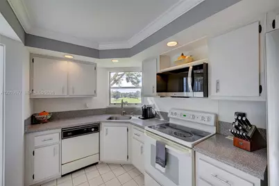 [Address not provided], Lake Worth, FL 33467 - Photo 3