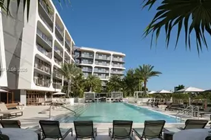 3900 Alton Rd, Miami Beach, FL 33140 - Photo 29