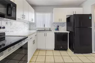 15502 SW 102nd Ave, Miami, FL 33157 - Photo 9
