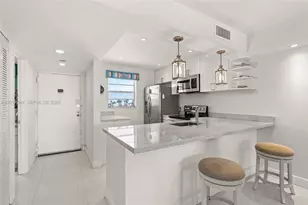 855 Euclid Ave, Miami Beach, FL 33139 - Photo 7