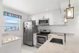 855 Euclid Ave, Miami Beach, FL 33139 - Photo 3