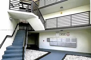 9715 Fontainebleau Blvd, Miami, FL 33172 - Photo 3