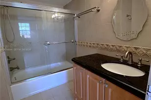 9715 Fontainebleau Blvd, Miami, FL 33172 - Photo 15