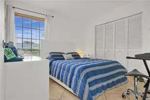 10786 N Kendall Dr, Miami, FL 33176 - Photo 13
