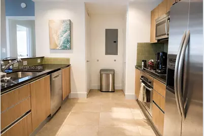 1050 Brickell Ave #2210, Miami, FL 33131 - Photo 11