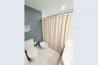 [Address not provided], Aventura, FL 33180 - Photo 19