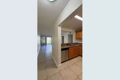 1524 Lake Crystal Dr #C, West Palm Beach, FL 33411 - Photo 3