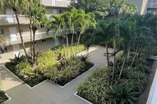 7815 N Camino Real, Miami, FL 33143 - Photo 1