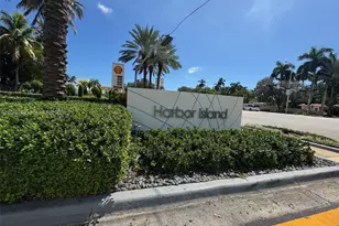 7928 East Dr, North Bay Village, FL 33141 - Photo 17