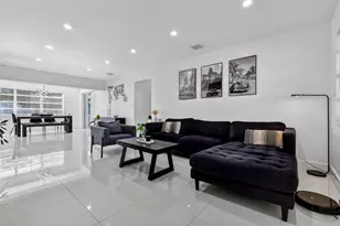 413 SW 5th Ave, Hallandale Beach, FL 33009 - Photo 5