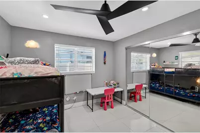 413 SW 5th Ave, Hallandale Beach, FL 33009 - Photo 21
