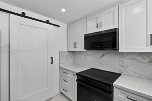 413 SW 5th Ave, Hallandale Beach, FL 33009 - Photo 13