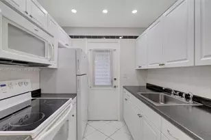 17001 NE 13th Ave, Miami, FL 33162 - Photo 3
