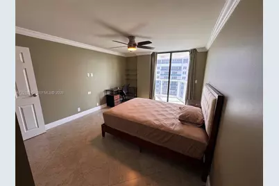 2401 Collins Ave #1807, Miami Beach, FL 33140 - Photo 13