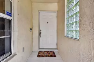 8061 NW 197th St, Hialeah, FL 33015 - Photo 33