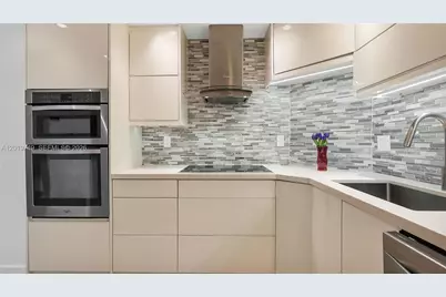 300 Bayview Dr #307, Sunny Isles Beach, FL 33160 - Photo 15